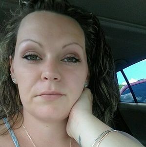 Meet your Posher, Bonnie